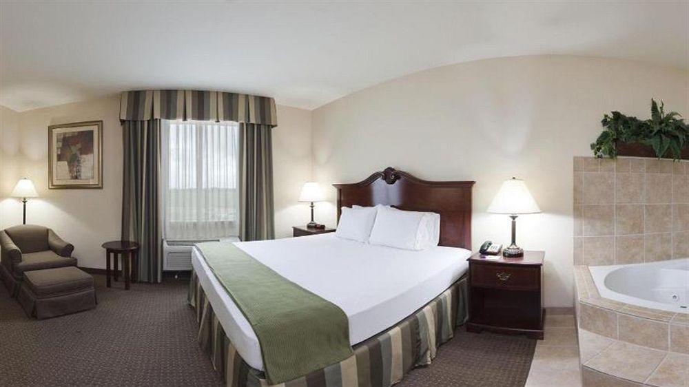 Holiday Inn Express Hotel & Suites Woodward Hwy 270 By Ihg Esterno foto