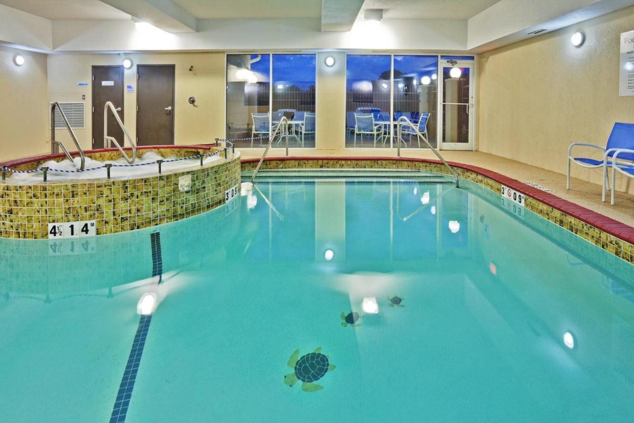 Holiday Inn Express Hotel & Suites Woodward Hwy 270 By Ihg Esterno foto