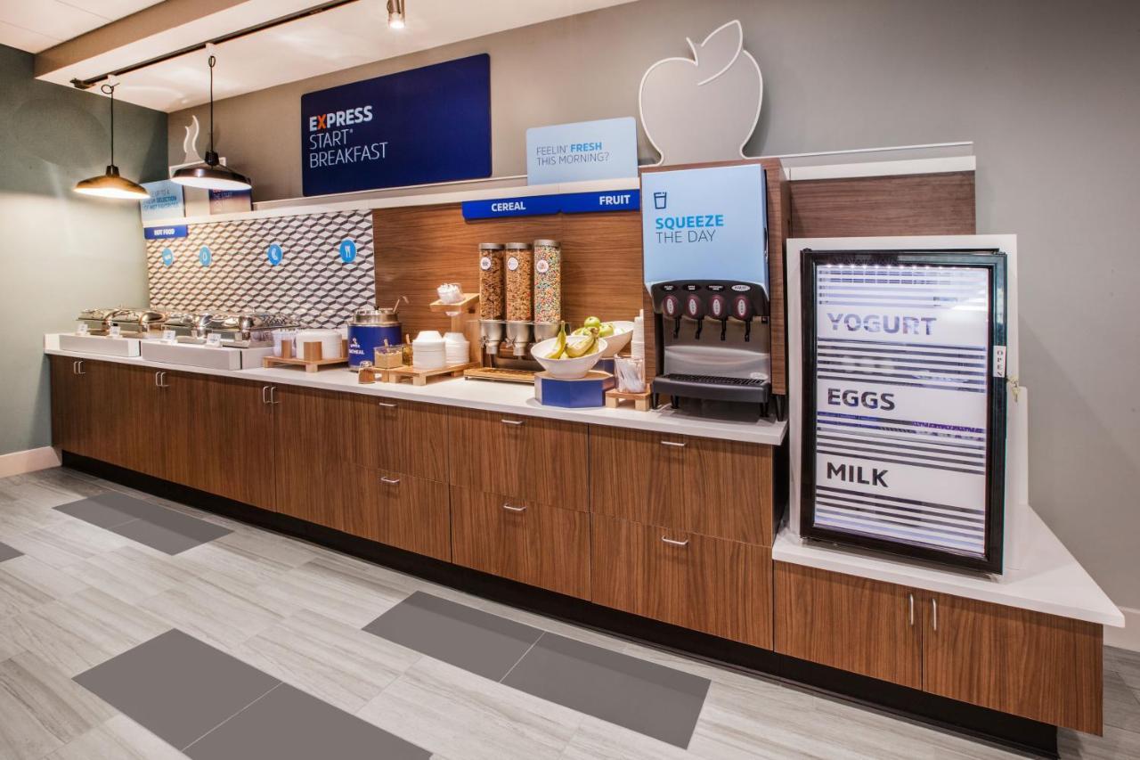 Holiday Inn Express Hotel & Suites Woodward Hwy 270 By Ihg Esterno foto